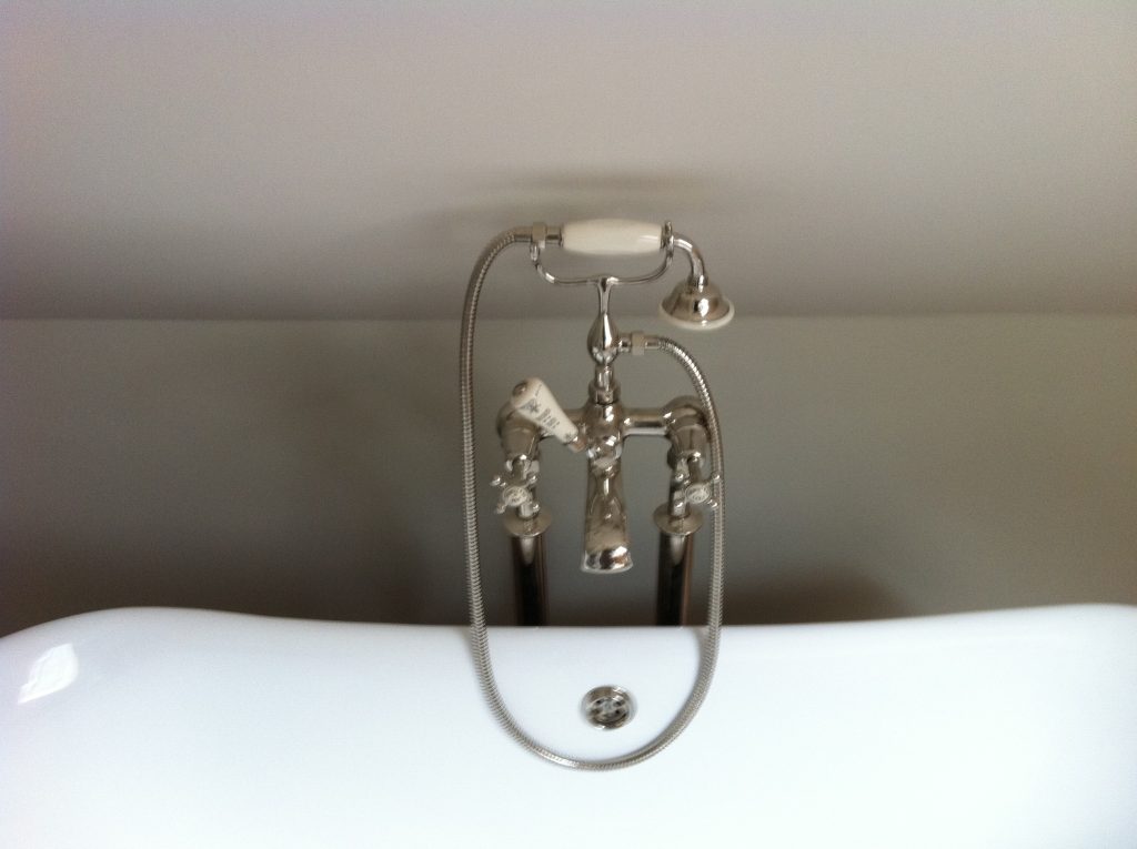 Haslingfield Manor Childrens Bathroom Catchpole & Rye